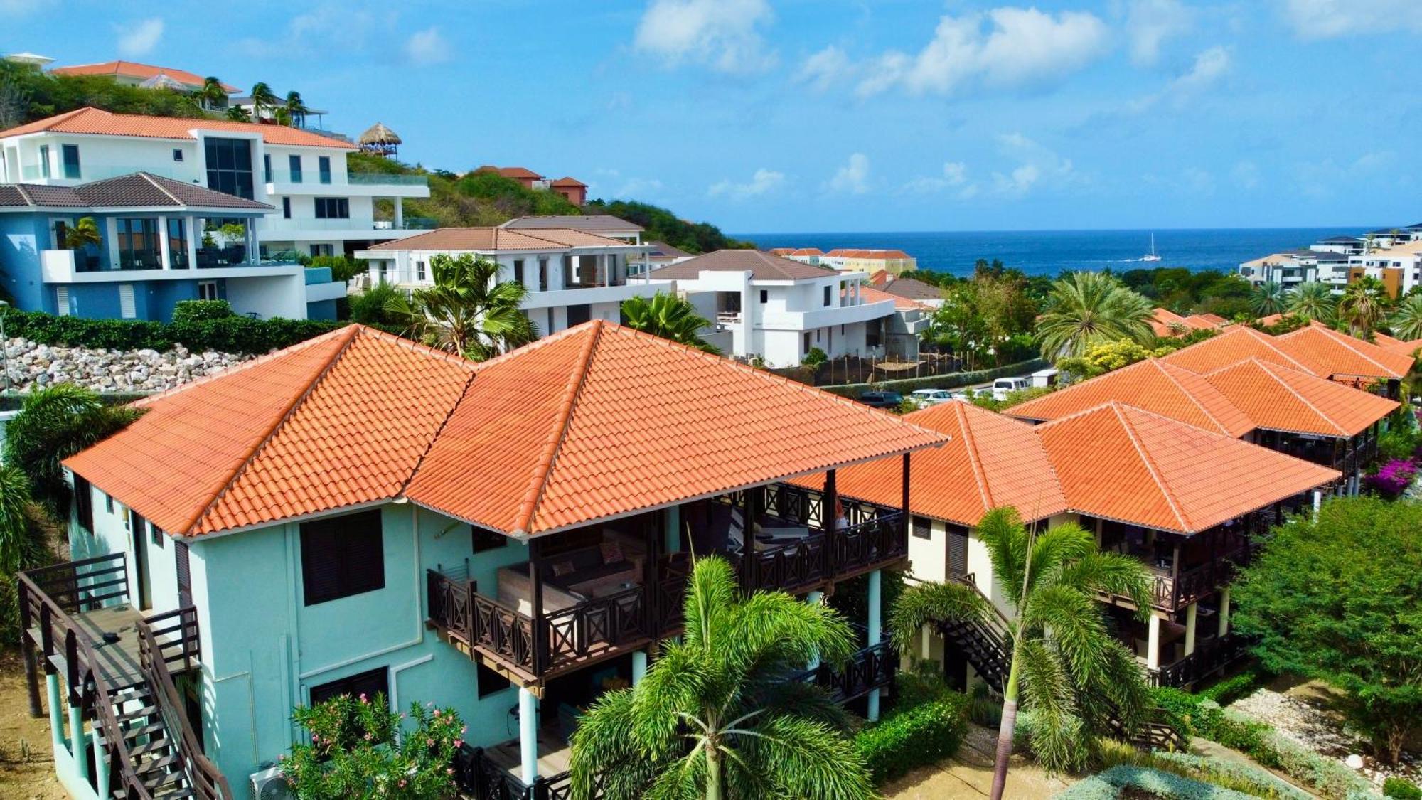 Blue Bay Beach Villas & Apartments Eksteriør billede