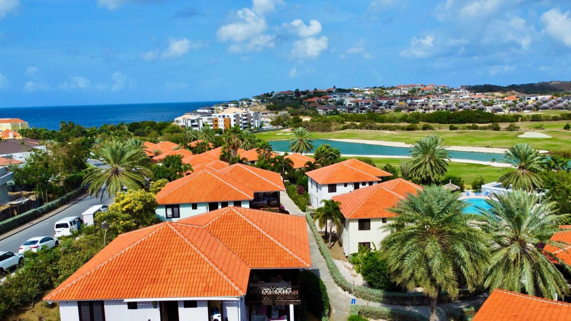 Blue Bay Beach Villas & Apartments Eksteriør billede
